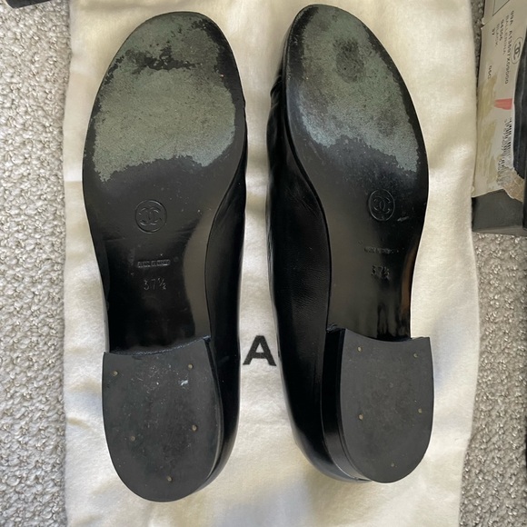 Chanel leather and patent cap toe flats - Picture 3 of 4